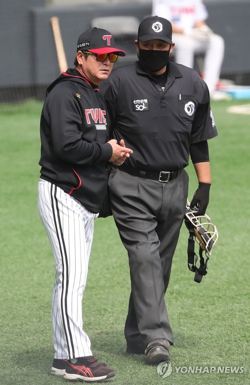 '오심'에 부심하는 KBO 강화한 '심판 승강제'에 기대