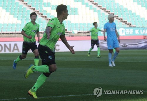 무릴로·조규성 골맛 전북, 대구에 2-0 승리…신바람 3연승