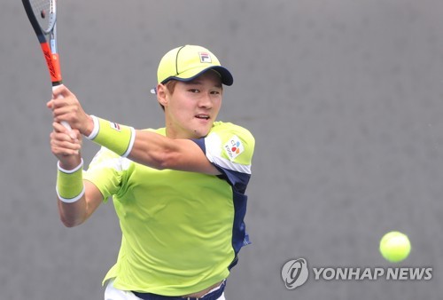 한국 테니스 간판 권순우 "배에 왕자 처음 생겨…50위 목표"