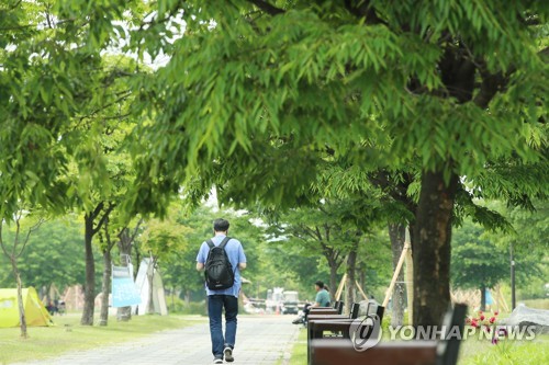 [내일날씨] 전국 대체로 맑고 낮에 더워…제주 밤에 비