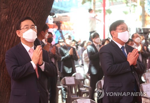 주호영 "윤미향 국정조사·국민 퇴출운동 벌여야"