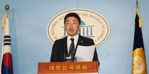  강훈식 더불어민주당 수석대변인. 사진=연합뉴스