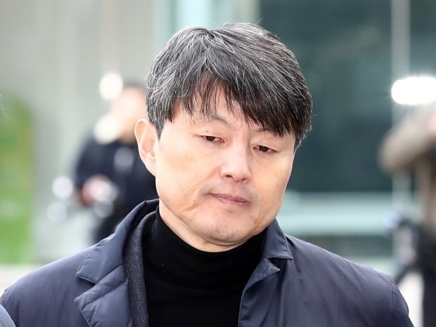 '뇌물수수 혐의' 유재수에 징역 1년6월 (사진=연합뉴스)
