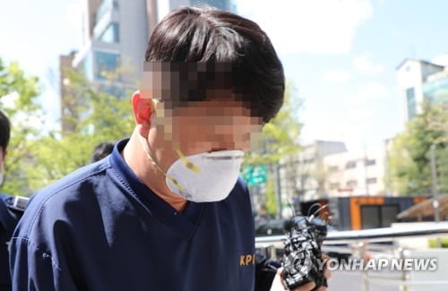 '라임 사태 막았다'던 전 靑행정관 재판에…뇌물 받고 정보 빼줘