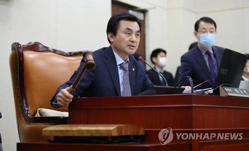 군 "북한군, GP총격에 기관총 사용…한번 당기면 3∼4발씩 연발"