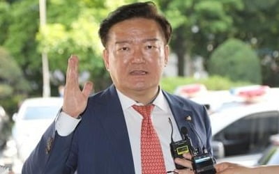 민경욱, 검찰 출석…"제보자 밝히면 내가 처벌돼"