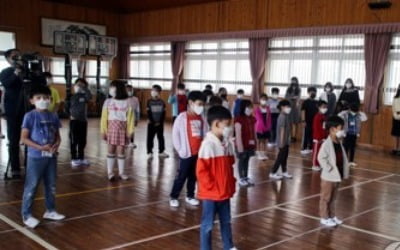 "여름철 학교서 마스크 상시착용 어려워…새 지침 배포 예정"