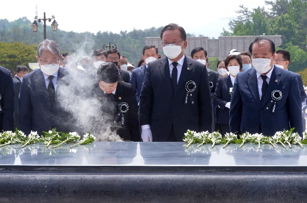 "호남 몰표와 영남 몰표는 다르다" 대구 꾸짖은 김부겸