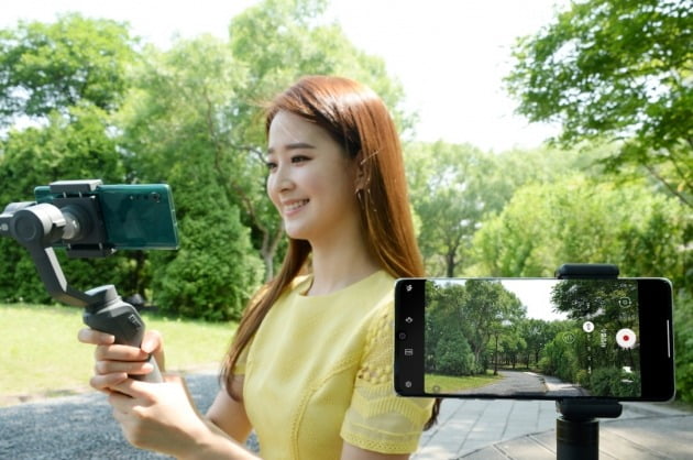 LG전자는 LG 벨벳 색상과 타임랩스 기능에 초점을 맞춘 공모전을 연다. / 사진=LG전자 제공