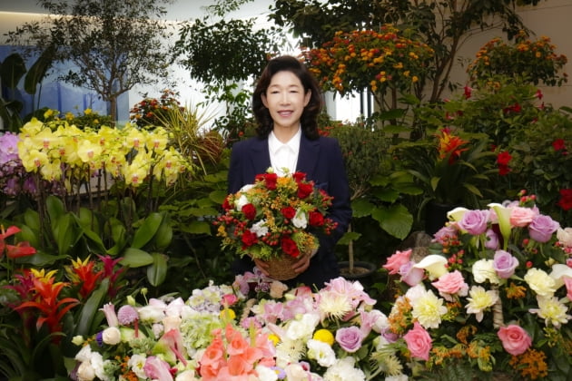 이어룡 대신금융그룹 회장, '플라워 버킷챌린지' 동참