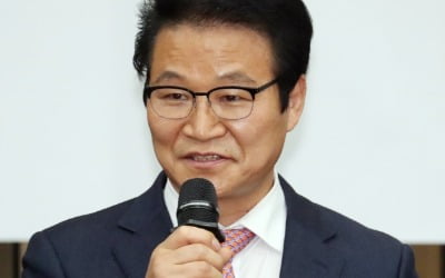 김용판, '보좌진 출신성분 검증 금지' 법안 발의