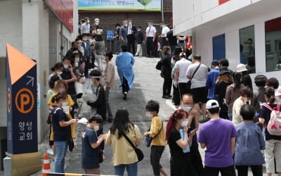 심상찮은 교회 확진…검사량 적은 주말 불구 12주 만에 '최대'