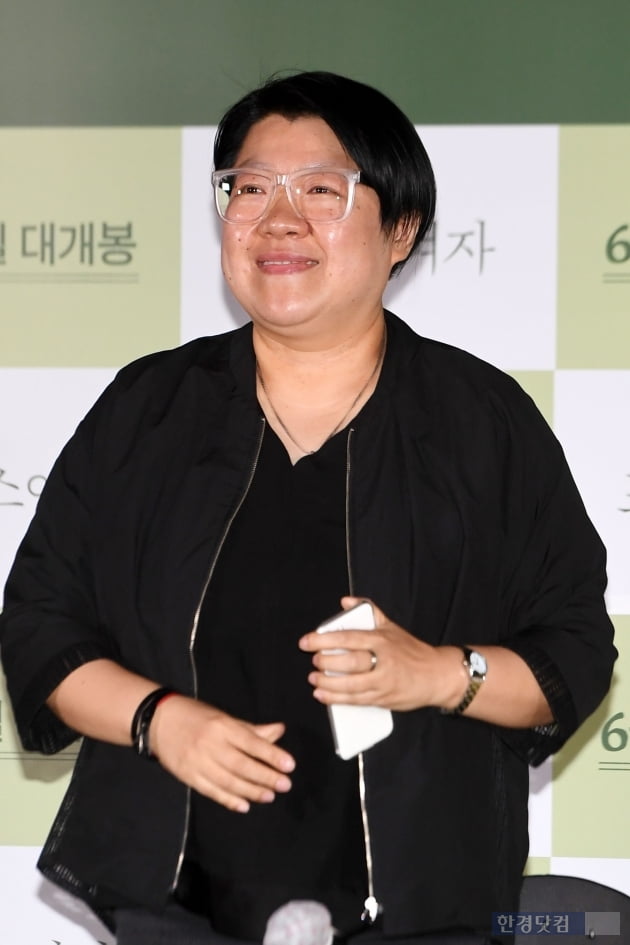 [포토] 환하게 미소짓는 김희정 감독