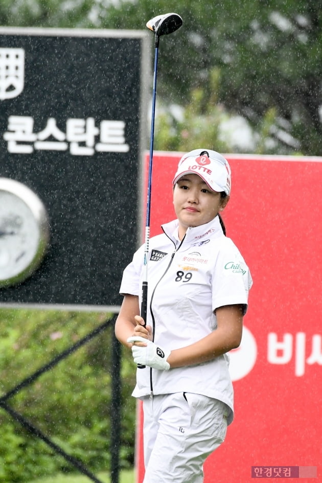 [BC카드·한경 레이디스컵 2020] 조혜림, '끝까지 공 바라보며~'