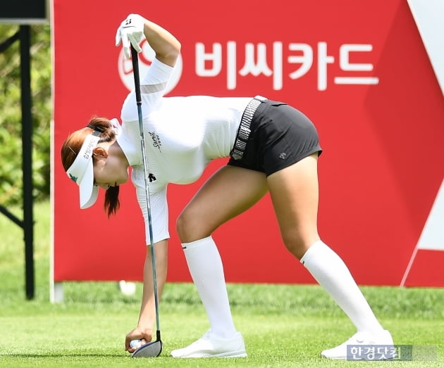 [BC카드·한경 레이디스컵 2020] 안소현, '신중 또 신중하게'