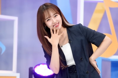  위키미키 최유정, '깨물어주고 싶은 깜찍함~'