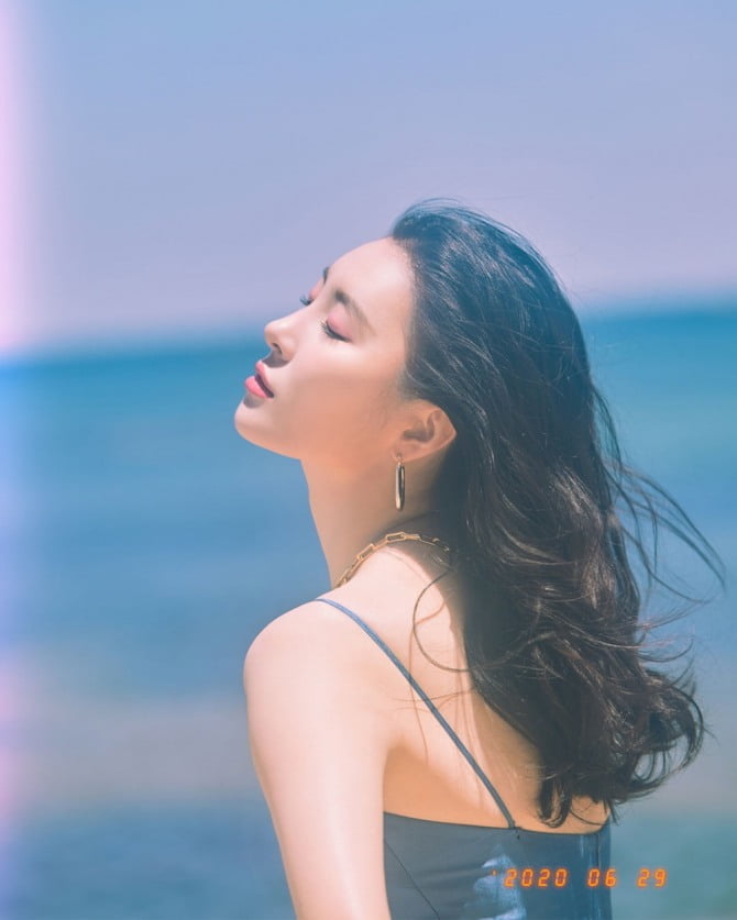 선미, 신곡 ‘보라빛 밤’ 티저 이미지 공개…‘청량선미 VS 강렬선미’