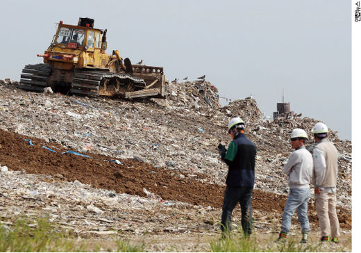 ‘쓰레기의 재발견’… 황금 시장으로 떠오른 폐기물 산업