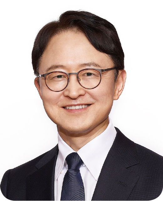 [100대 CEO] 경계현 삼성전기 사장, 삼성 내 부품 전문가…지속 성장 발판 마련