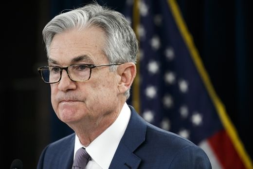 제롬 파월 Fed 의장 “금리 인상 생각도 안 한다…2022년까지 제로 금리 유지”