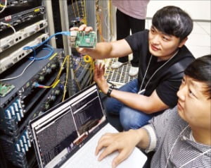 양자컴퓨터도 못 뚫는 '암호기술'…LG유플러스, 고객망에 첫 적용