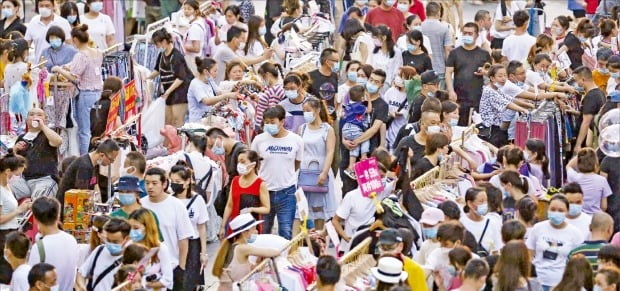 中 5월 산업생산 'V자' 반등…"정부 투자· 채무 증가 영향"