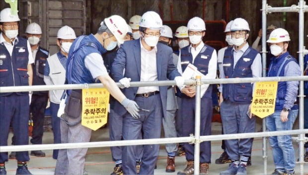 [포토] ‘용사의 집’ 안전점검 나선 캠코 