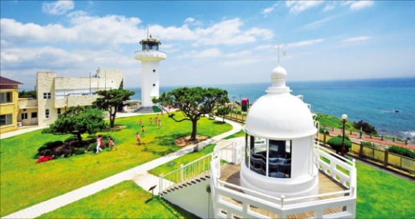 간절곶 소망우체국에서 엽서를 넣으면 전국에 배달된다.  울산시 제공
 