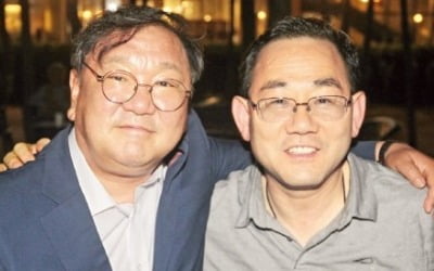 김태년·주호영, 전격 '사찰 회동'…국회 정상화 합의는 못해