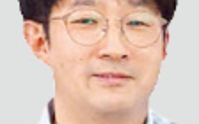 '롤러블 올레드 TV패널' 개발…김인주 팀장 '올해의 발명왕'