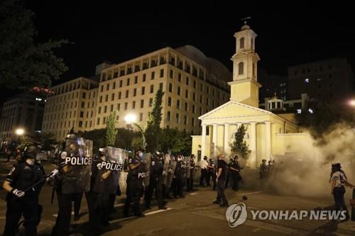 엿새째 미 시위 140곳 확산 '무법천지'…대통령 교회에도 불(종합2보)