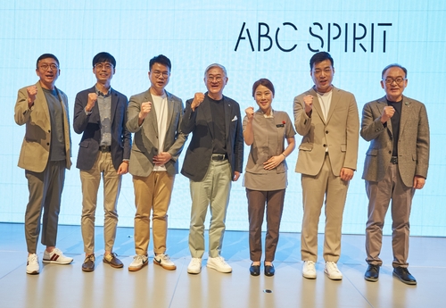 아모레퍼시픽 'ABC 스피릿' 선포…서경배 "변화시기 이겨나가자"