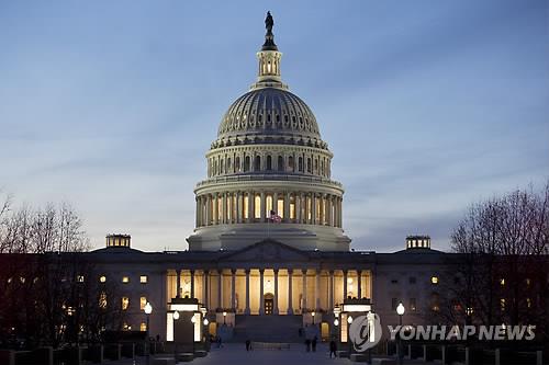 미 의회 여야 힘겨루기…규탄결의안 차단 vs 법무장관 예산삭감