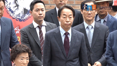 재벌임원·대통령손자에 탈북민까지…보좌관세계의 진화