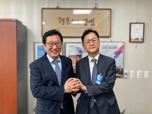 재벌임원·대통령손자에 탈북민까지…보좌관세계의 진화