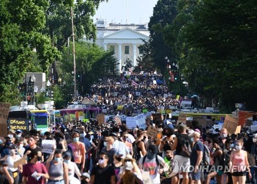 주말 미 전역서 최대규모 평화시위…워싱턴서 LA까지 항의 물결(종합2보)