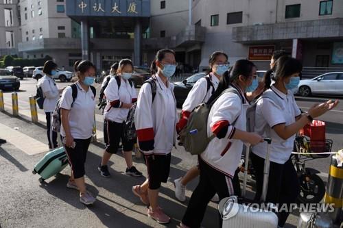 중국 베이징서 이틀 연속 코로나19 확진자…감염경로 미궁