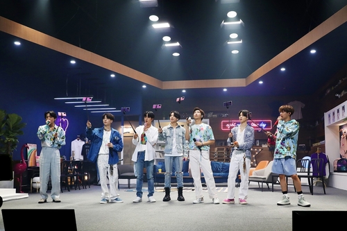 75만명 본 BTS 온라인 콘서트…"세계 최대 규모 유료공연"