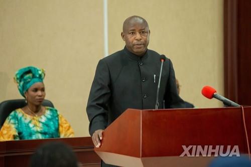 아프리카 부룬디 대통령 당선인 18일 조기 취임