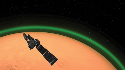 화성 대기서 산소 원자가 발산하는 녹색 빛 첫 관측