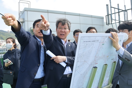 변성완 부산시장 대행 "공항·엑스포·철도 사업이 미래 좌우"