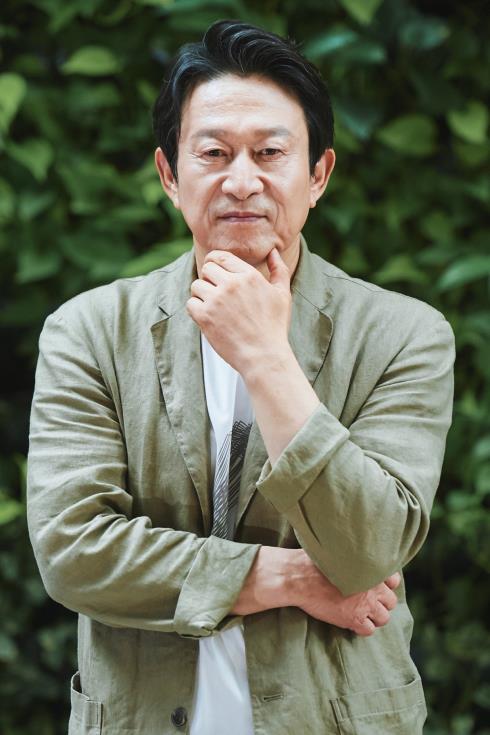 김응수 "누구나 꼰대이지만…모욕보단 다독여주세요"