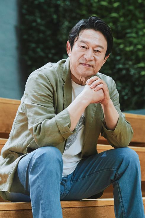 김응수 "누구나 꼰대이지만…모욕보단 다독여주세요"