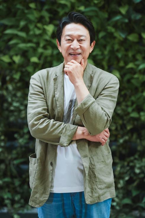 김응수 "누구나 꼰대이지만…모욕보단 다독여주세요"
