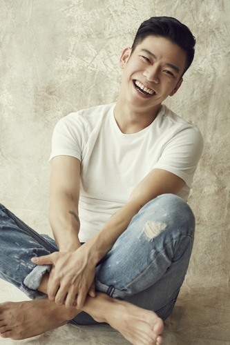 피아니스트 지용 "바흐 음악은 완벽하면서도 자유롭죠"