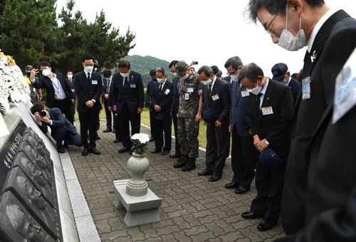 '영원히 기억될 희생'…해군2함대 제2연평해전 18주년 기념식