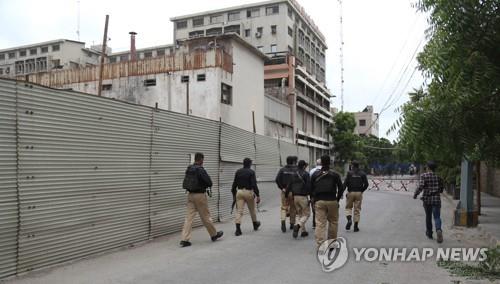 파키스탄서 반군조직, 증권거래소 공격…"괴한 4명 모두 사살"(종합)