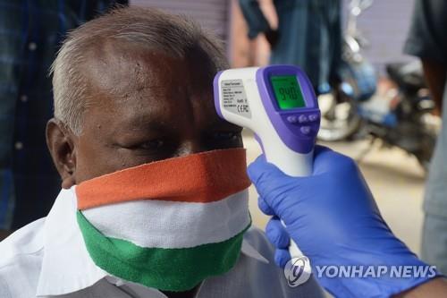 인도도 코로나19 백신 임상시험 가세…다음 달 시작