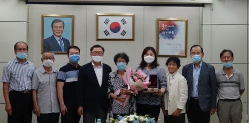 중국 선양서 독립유공자 훈장 30년 만에 후손에 전달