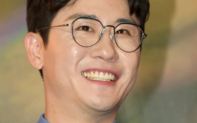'허리케인' 영탁 "임영웅 예뻐 죽겠다"…무슨 일?